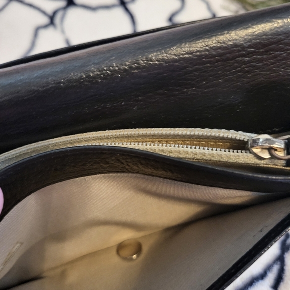 Chanel long flip open wallet - Picture 9 of 13